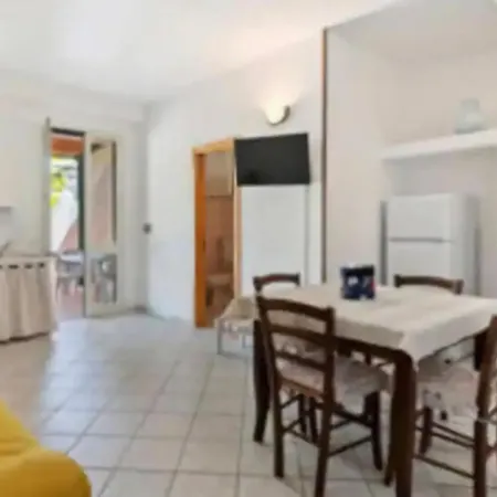 Trilocale A Alimini Vakantiehuis